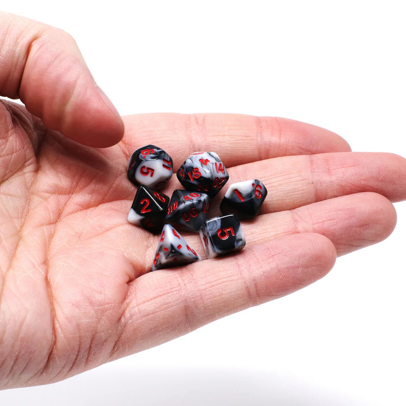 Die Hard Dice: Critlings 7pc Mini RPG Set: Crimson Noir