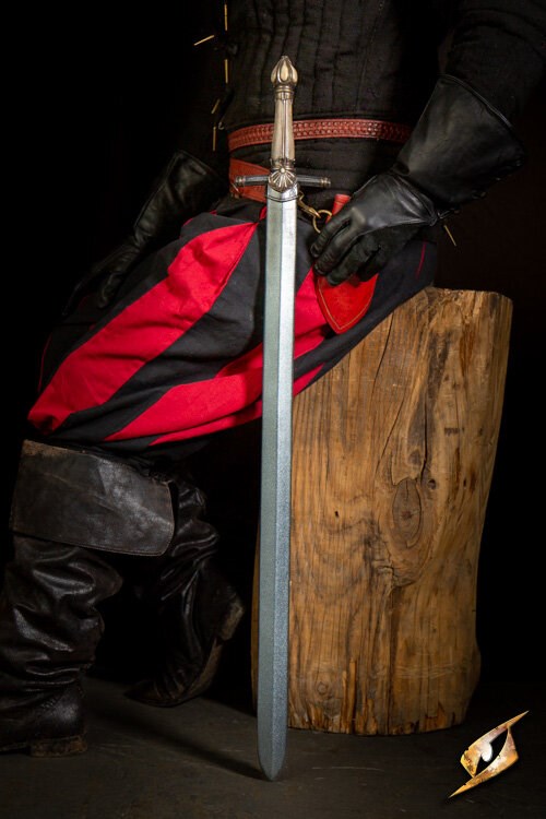 Iron Fortress: Duelist Sword