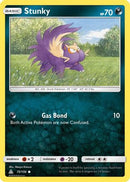 Stunky  - Reverse Holofoil SM  Ultra Prism - Common