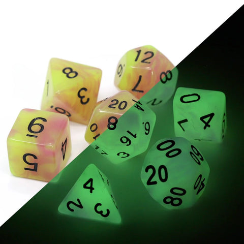 Die Hard Dice 7 Die RPG Dice Set: Glow-in-the-Dark Astral Fire