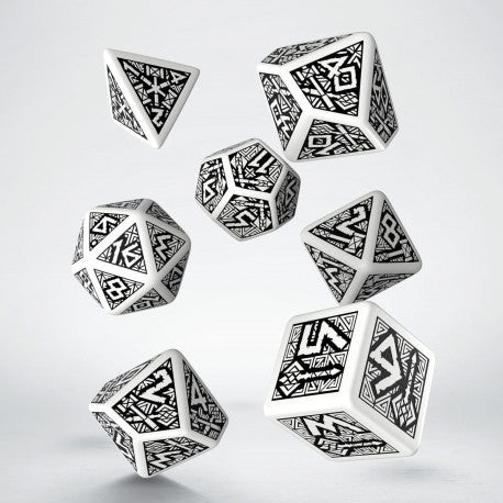 Dwarven Dice Set: Black and White