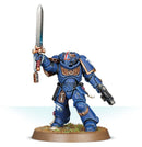 Warhammer 40,000: Space Marines: Primaris Lieutenant with Power Sword