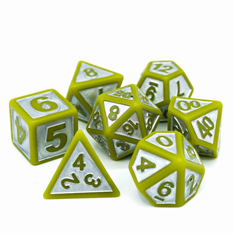 Die Hard Dice 7 Die RPG Dice Set: Kelpie