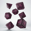 Q Workshop Runic Dice Set - Shimmering Black W/ Magenta